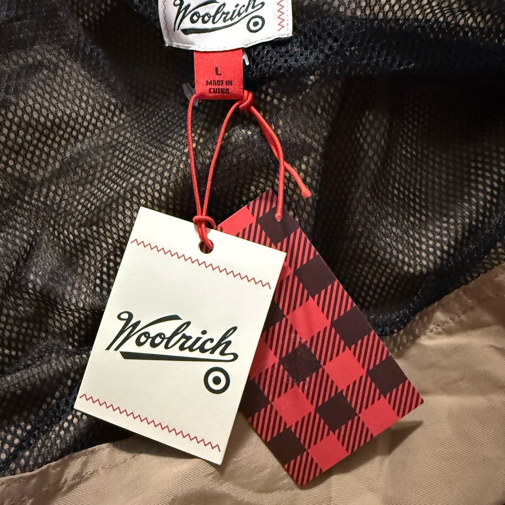 NWT Men's Large Woolrich Lined Fishing Button-Up Shirt in Khaki - Picture 5 of 10